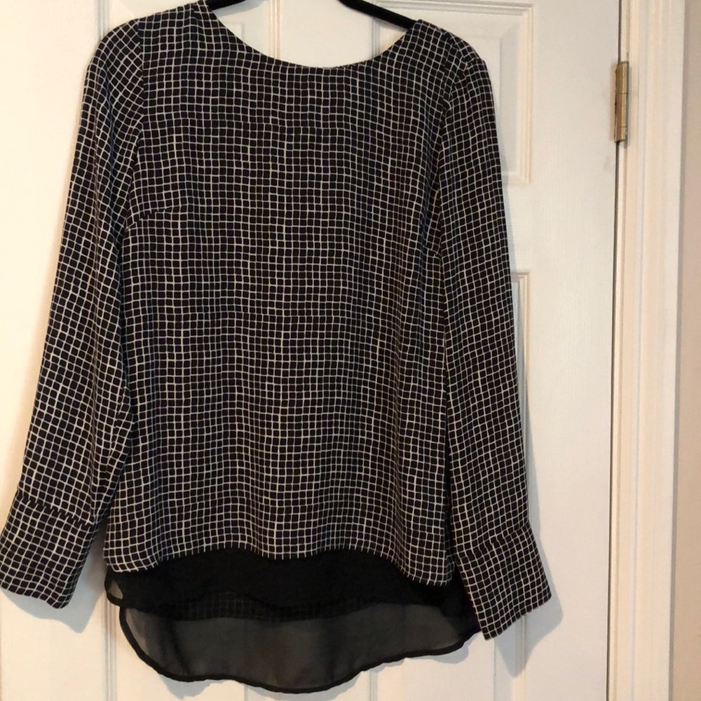 The Limited black white blouse with sheer long hem